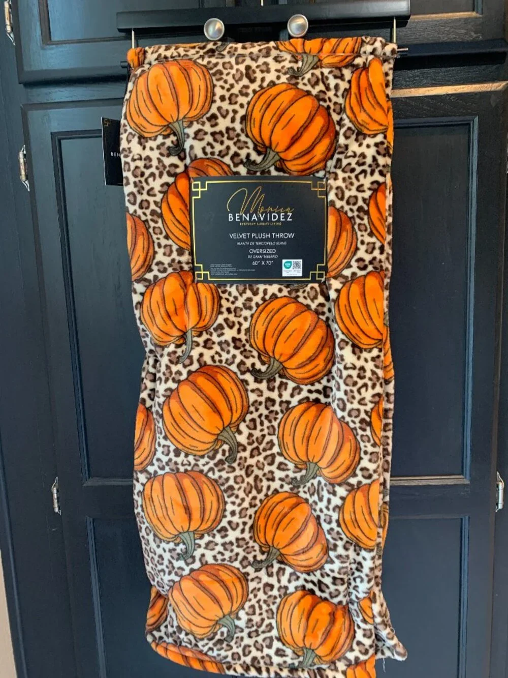 Leopard Pumpkin Velvet Plush Throw Oversized NWT
